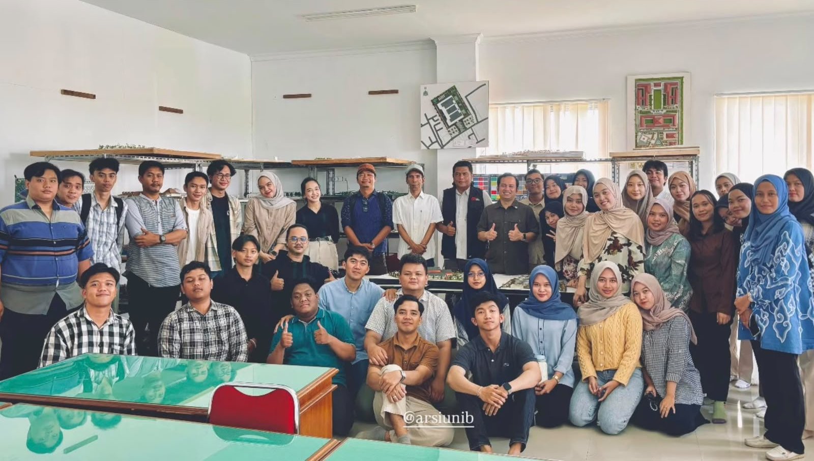 Arsitektur UNIB Gelar Praktisi Mengajar Bersama Ar. Apriyadi, IAI