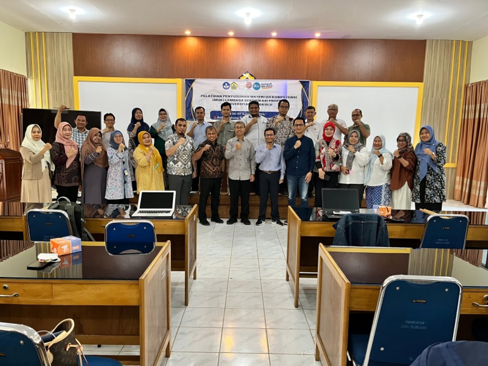 Dosen Teknik Elektro Ikut Pelatihan Penyusunan Materi Uji Kompetensi LSP UNIB