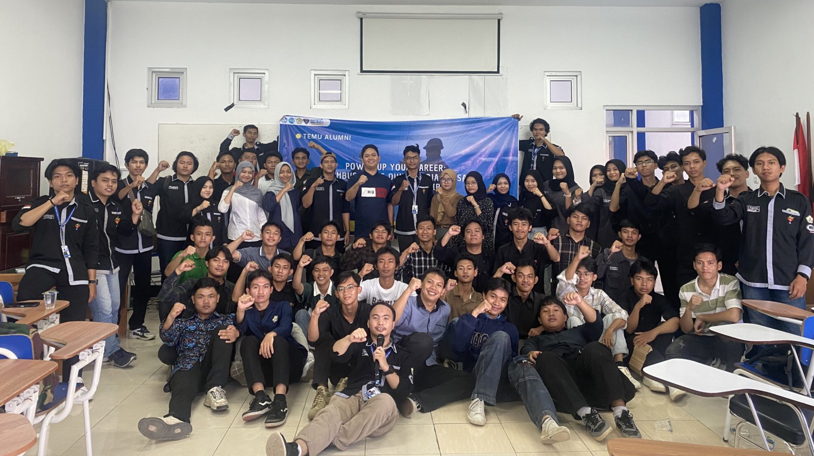 HIMATRO adakan Power Up Your Career Menembus Batas Dunia Kerja bersama Alumni