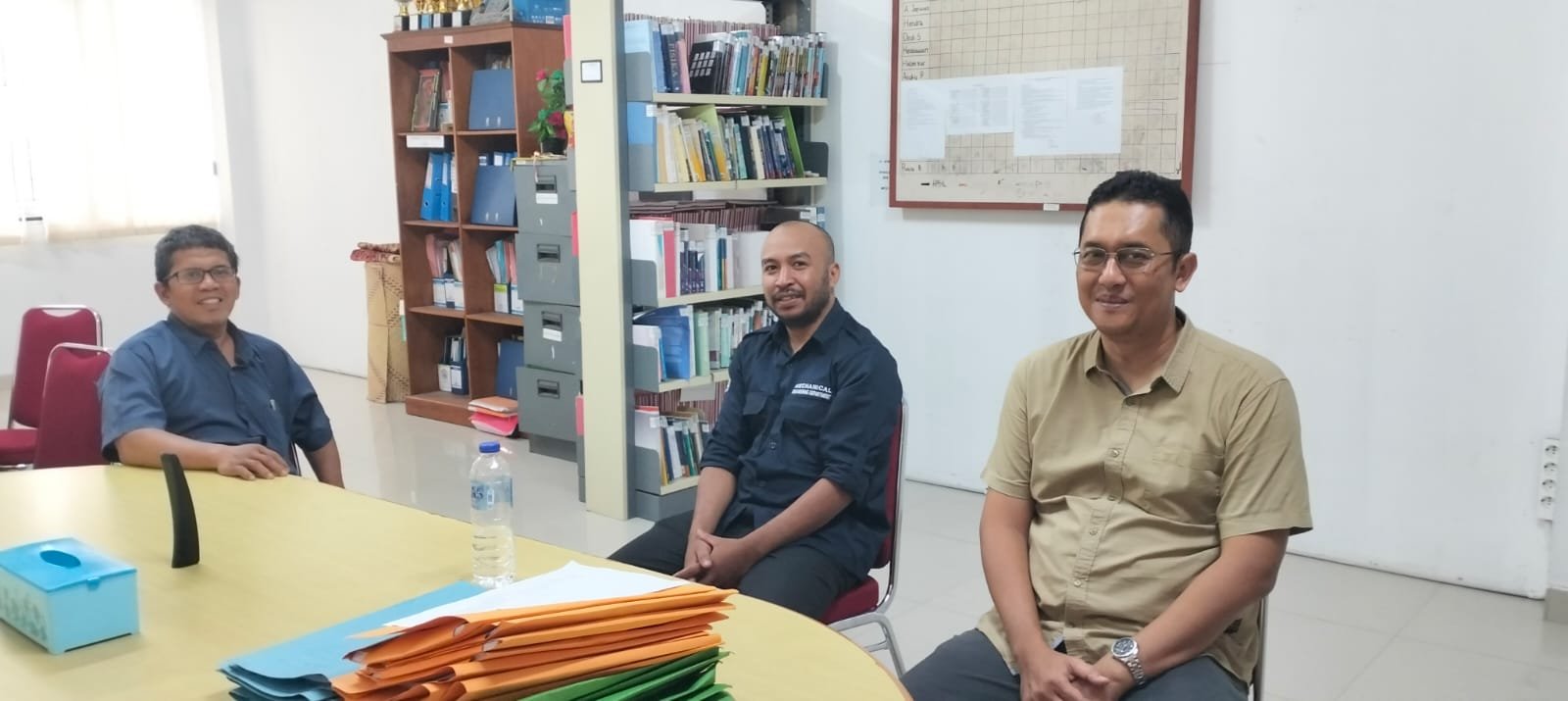 Sinergi Dosen Teknik Mesin Universitas Bengkulu dan Universitas Singaperbangsa Karawang : Meningkatkan Kualitas Pembelajaran di Era Merdeka Belajar